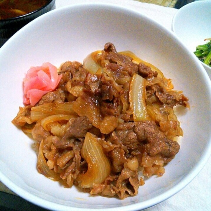 簡単旨い！！すき焼きのたれで甘味牛丼♡